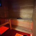 别墅 Cozy With Sauna And Kota *