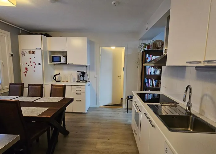 Cozy With Sauna And Kota Villa *